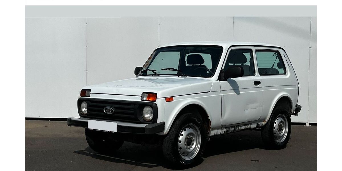 Lada Niva 66.645 km 5.190 &euro; Passau 94036