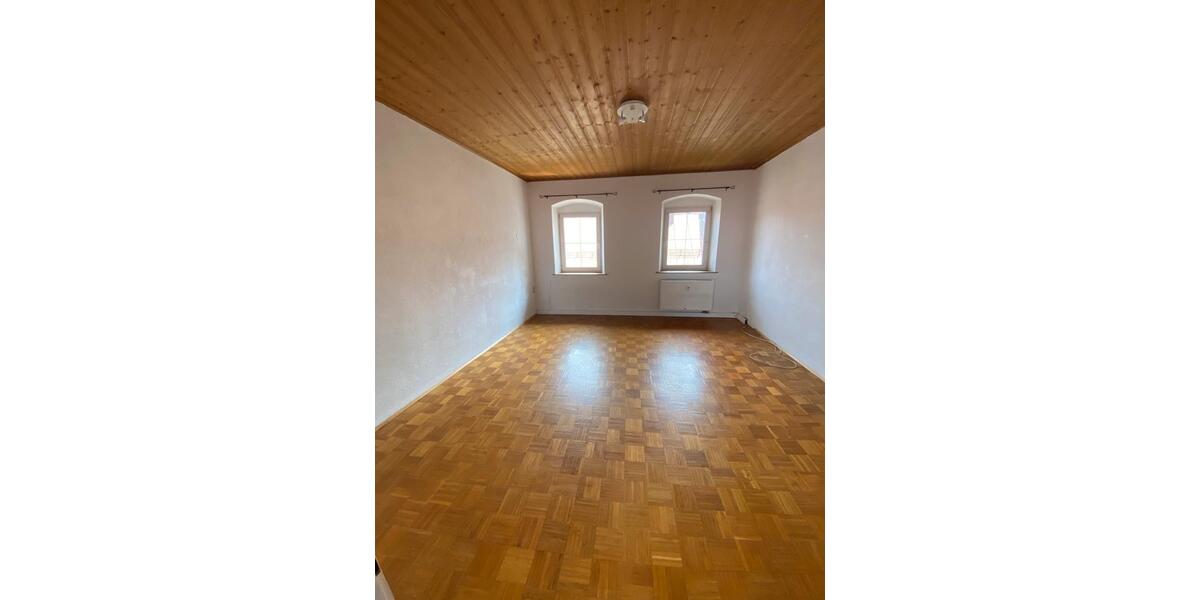 Etagenwohnung Wegscheid - 3 Zimmer, 120 m&sup2;, 1.100&euro; | Angebot:26674762