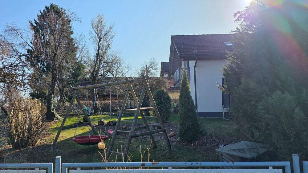 Mehrfamilienhaus, Wohnhaus Neukirchen vorm Wald Neukirchen - 9 Zimmer, 289 m&sup2;, 469.000&euro; | Angebot:25879167