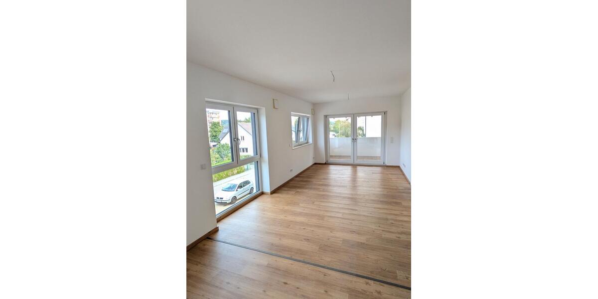 Etagenwohnung Vilshofen an der Donau - 2 Zimmer, 80 m&sup2;, 990&euro; | Angebot:27547517