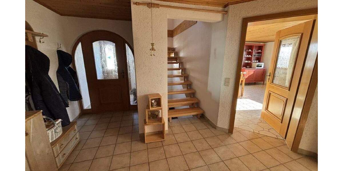 Mehrfamilienhaus, Wohnhaus Perlesreut - 7 Zimmer, 157 m&sup2;, 449.000&euro; | Angebot:25801618