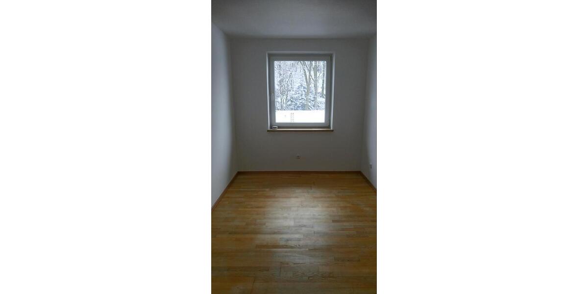 Etagenwohnung Passau Maierhof - 4 Zimmer, 80 m&sup2;, 800&euro; | Angebot:27598825