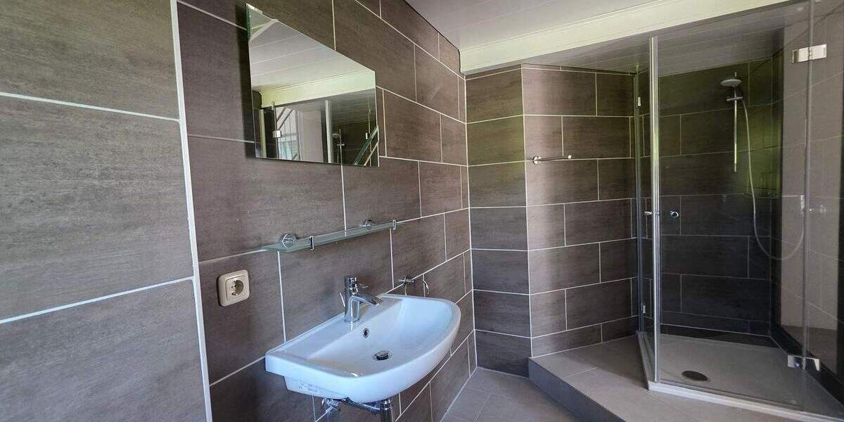 Mehrfamilienhaus, Wohnhaus Vilshofen an der Donau Sollasöd - 7 Zimmer, 264 m&sup2;, 360.000&euro; | Angebot:25769716