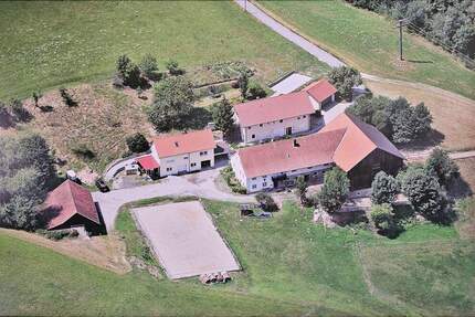 Haus Passau Hals - 9 Zimmer, 280 m&sup2;, 1.950.000&euro; | Angebot:25708700