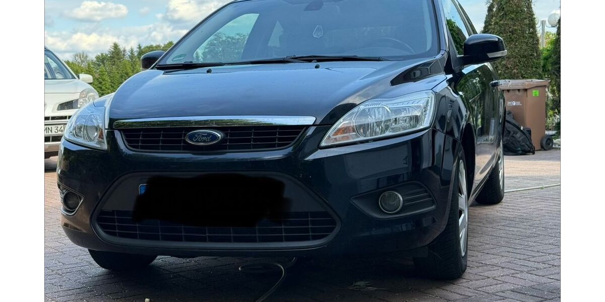 Ford Focus 83.000 km 2.700 &euro; Pocking 94060