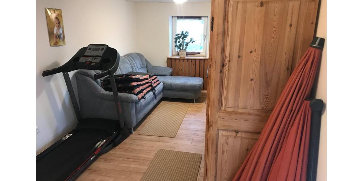 Etagenwohnung Tettenweis - 5 Zimmer, 110 m&sup2;, 700&euro; | Angebot:25329244