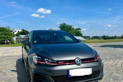 VW Golf 120.000 km 20.300 &euro; Passau 94034