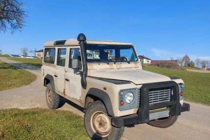 Land Rover Defender 148.000 km 19.800 &euro; Passau 94032