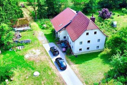 Haus Ortenburg Kamm - 8 Zimmer, 140 m&sup2;, 400.000&euro; | Angebot:25678464