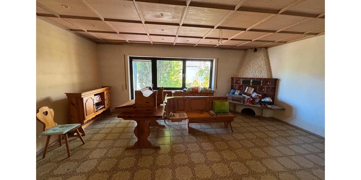 Einfamilienhaus Künzing - 8 Zimmer, 220 m&sup2;, 259.000&euro; | Angebot:26772176