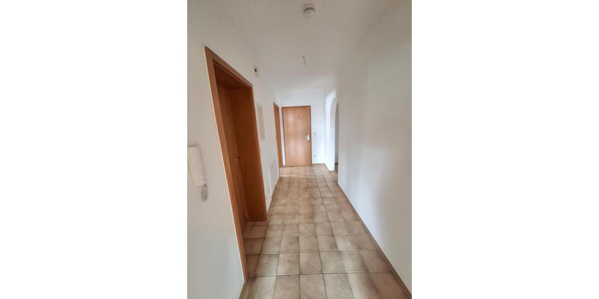 Etagenwohnung Rotthalmünster - 3 Zimmer, 81 m&sup2;, 690&euro; | Angebot:25022794