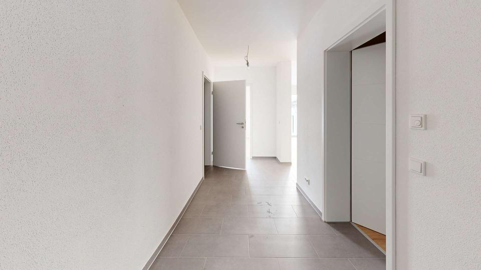 Etagenwohnung Tiefenbach - 2 Zimmer, 82 m&sup2;, 925&euro; | Angebot:23552442