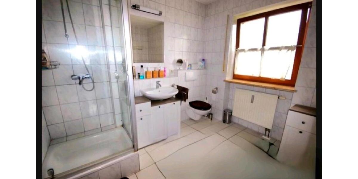 Terrassenwohnung Bayerbach - 3 Zimmer, 86 m&sup2;, 780&euro; | Angebot:25516260