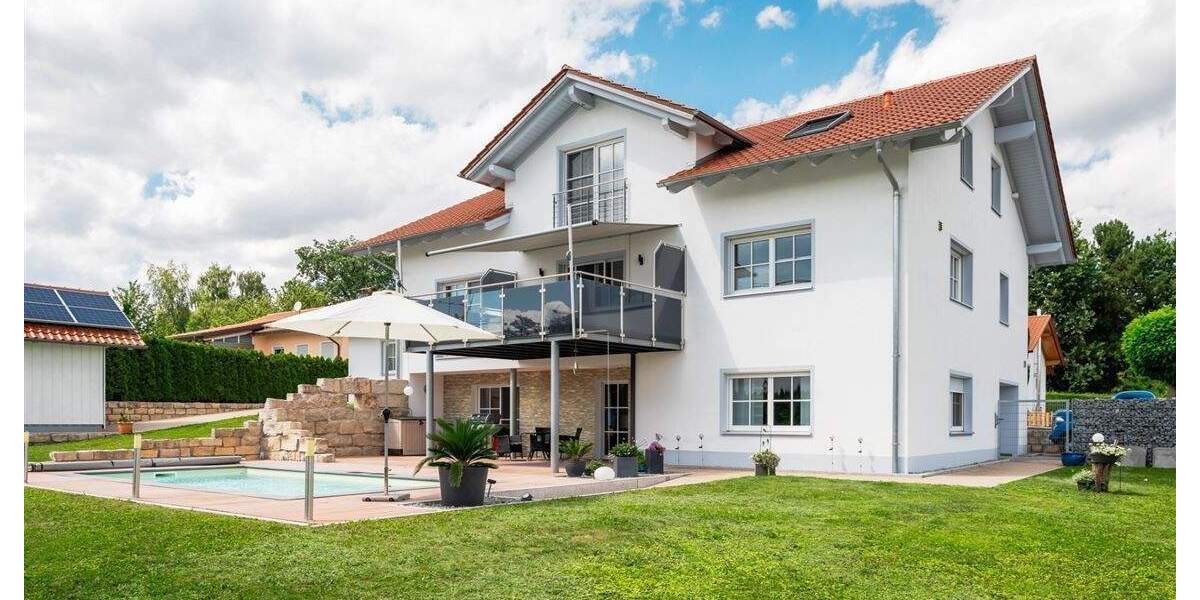 Mehrfamilienhaus, Wohnhaus Künzing Forsthart - 7 Zimmer, 343 m&sup2;, 945.000&euro; | Angebot:25679593