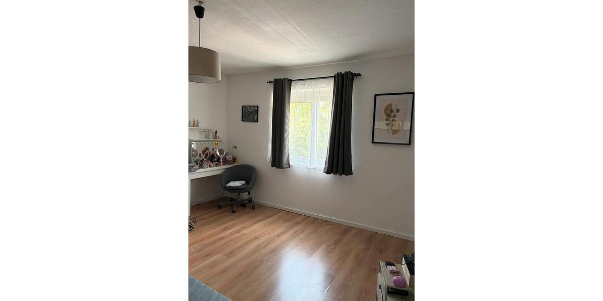 Einfamilienhaus Neuhaus am Inn - 6 Zimmer, 200 m&sup2;, 1.800&euro; | Angebot:26634666