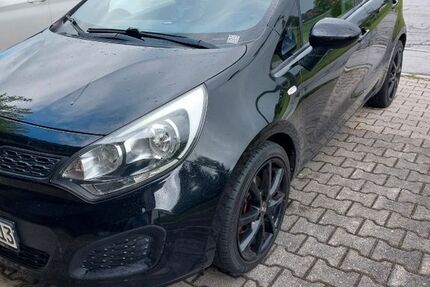 Kia Rio 140.000 km 3.500 &euro; Freyung 94078