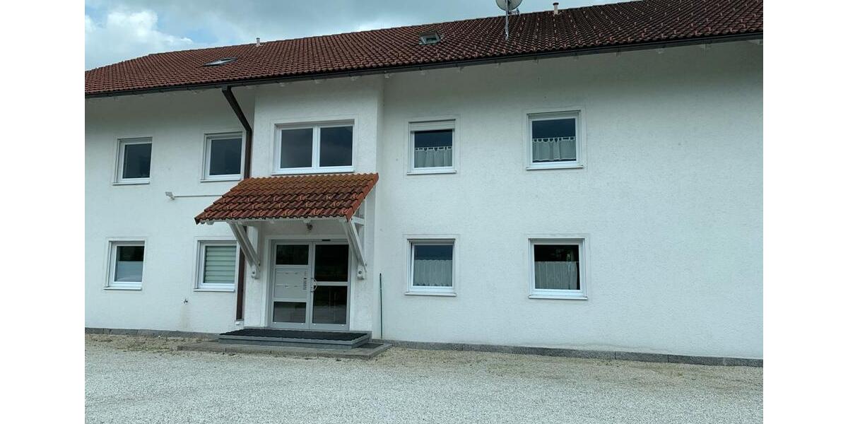 Etagenwohnung Fürstenstein - 3 Zimmer, 92 m&sup2;, 695&euro; | Angebot:26006499