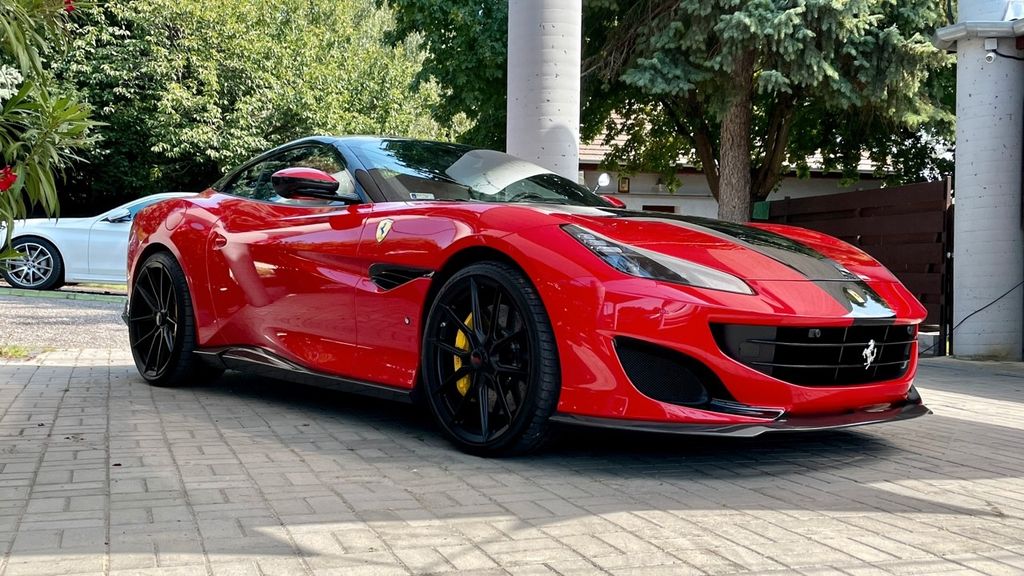 Ferrari Portofino 24.500 km 207.900 &euro; BAD GRIESBACH 94086
