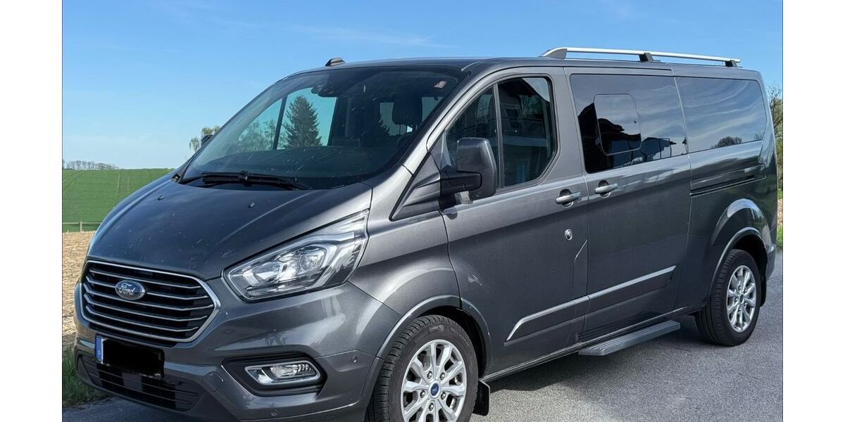 Ford Tourneo Custom 64.034 km 39.790 &euro; Tettenweis 94167