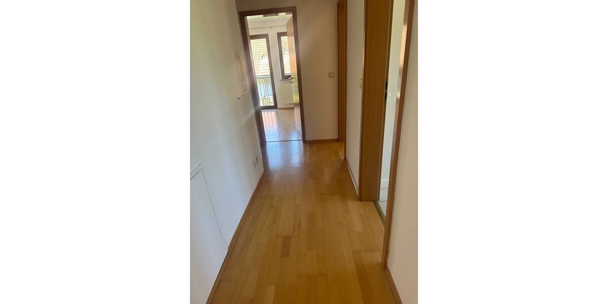 Etagenwohnung Untergriesbach - 3 Zimmer, 68 m&sup2;, 119.000&euro; | Angebot:25781287