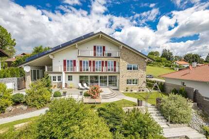 Haus Wegscheid - 9 Zimmer, 377 m&sup2;, 990.000&euro; | Angebot:26675960