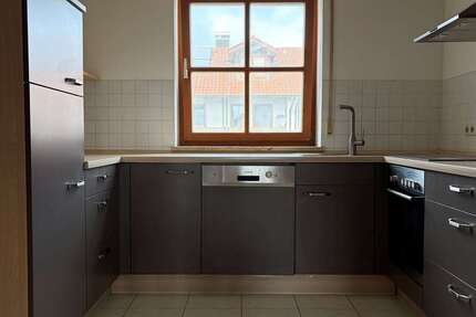 Wohnung Salzweg - 4 Zimmer, 107 m&sup2;, 690&euro; | Angebot:27477405