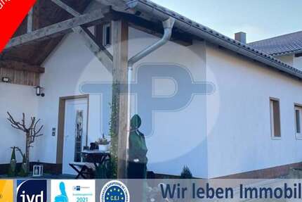 Haus Röhrnbach - 9 Zimmer, 240 m&sup2;, 359.000&euro; | Angebot:14072215