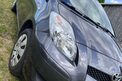 Toyota Yaris 125.733 km 2.500 &euro; Freyung 94078