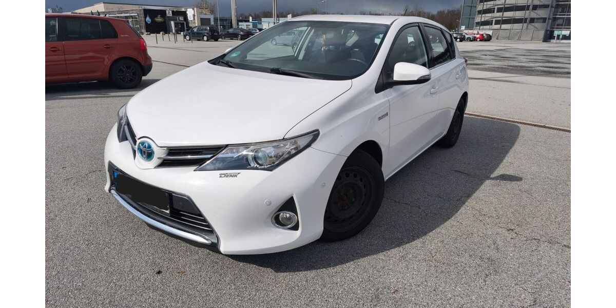 Toyota Auris 325.000 km 6.800 &euro; Passau 94036