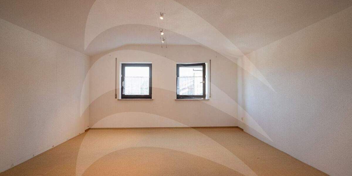 Mehrfamilienhaus, Wohnhaus Hauzenberg - 9 Zimmer, 350 m&sup2;, 748.000&euro; | Angebot:25730943