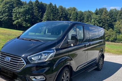 Ford Tourneo Custom 87.000 km 33.300 &euro; Waldkirchen 94065