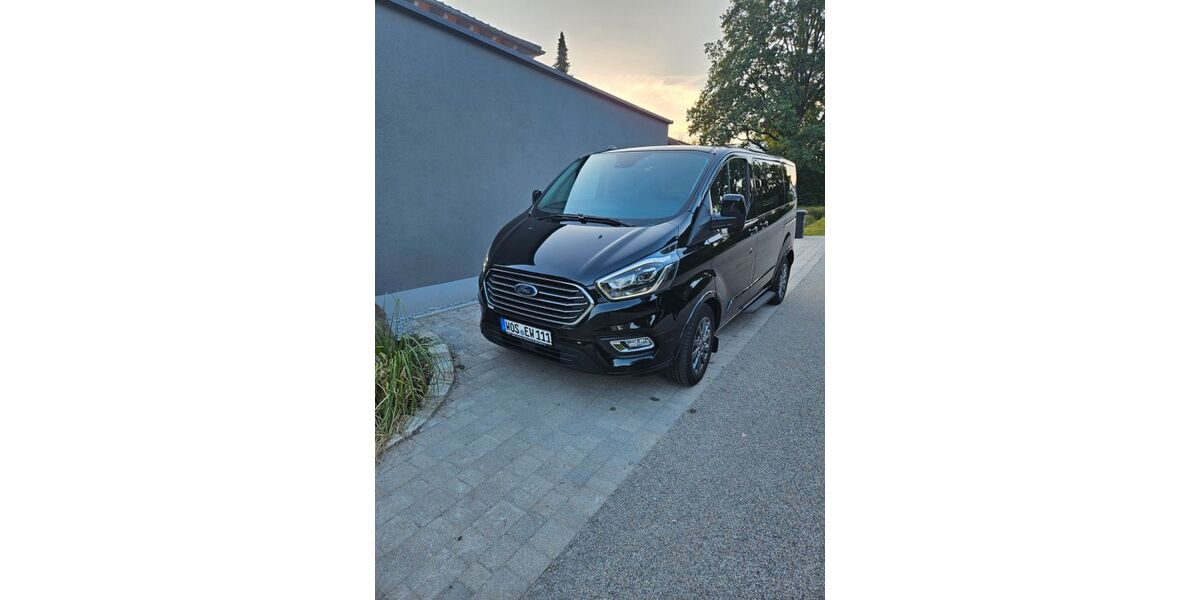 Ford Tourneo Custom 74.900 km 28.800 &euro; Waldkirchen 94065