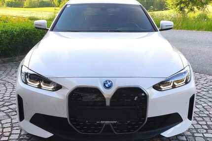 BMW i4 28.600 km 36.300 &euro; Bad Füssing 94072