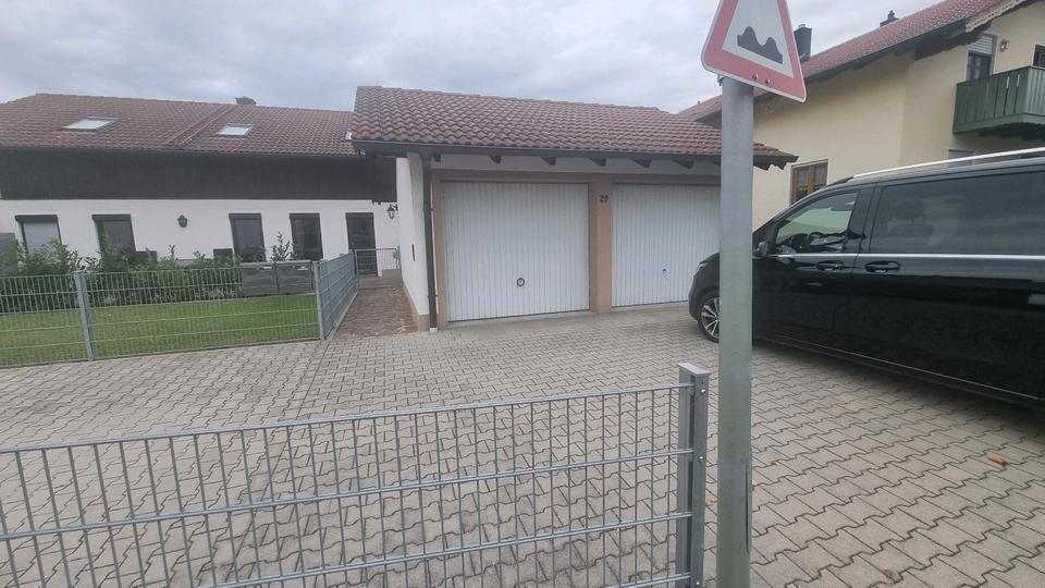 Dachgeschoßwohnung Egglham - 3 Zimmer, 100 m&sup2;, 750&euro; | Angebot:20334806