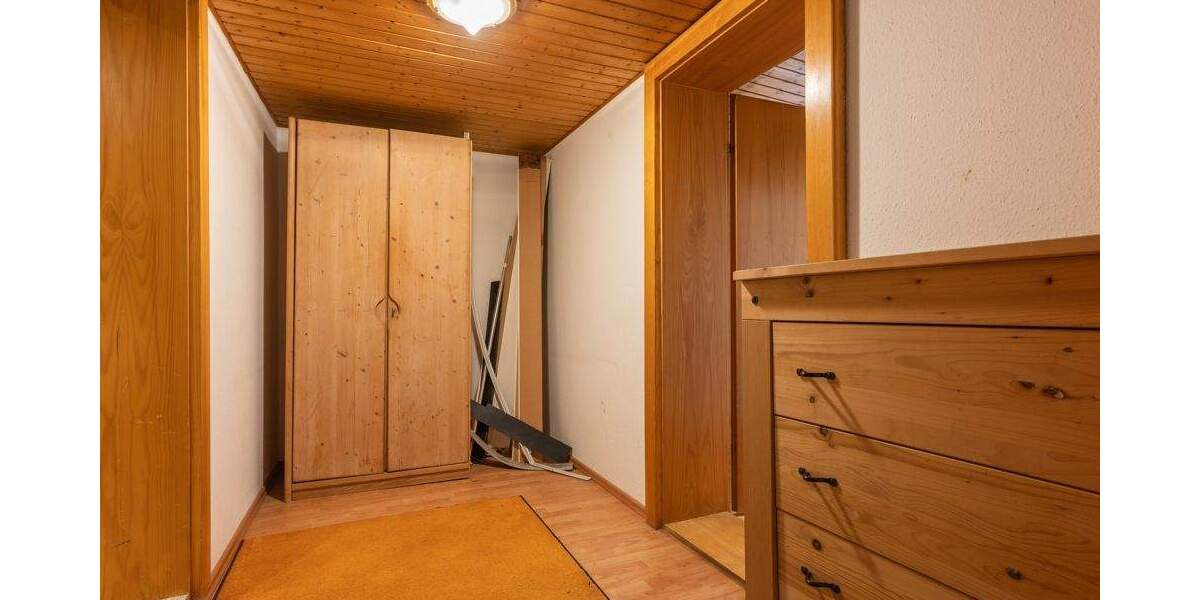 Einfamilienhaus Ortenburg - 6 Zimmer, 180 m&sup2;, 285.000&euro; | Angebot:25708679