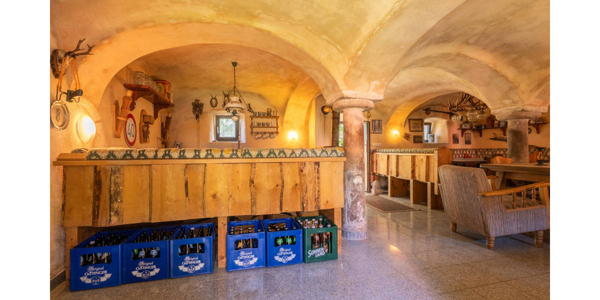 Einfamilienhaus Windorf Otterskirchen - 8 Zimmer, 360 m&sup2;, 1.600.000&euro; | Angebot:25803032