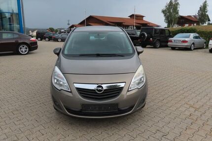 Opel Meriva 197.900 km 2.990 &euro; Neukirchen v. W. 94154
