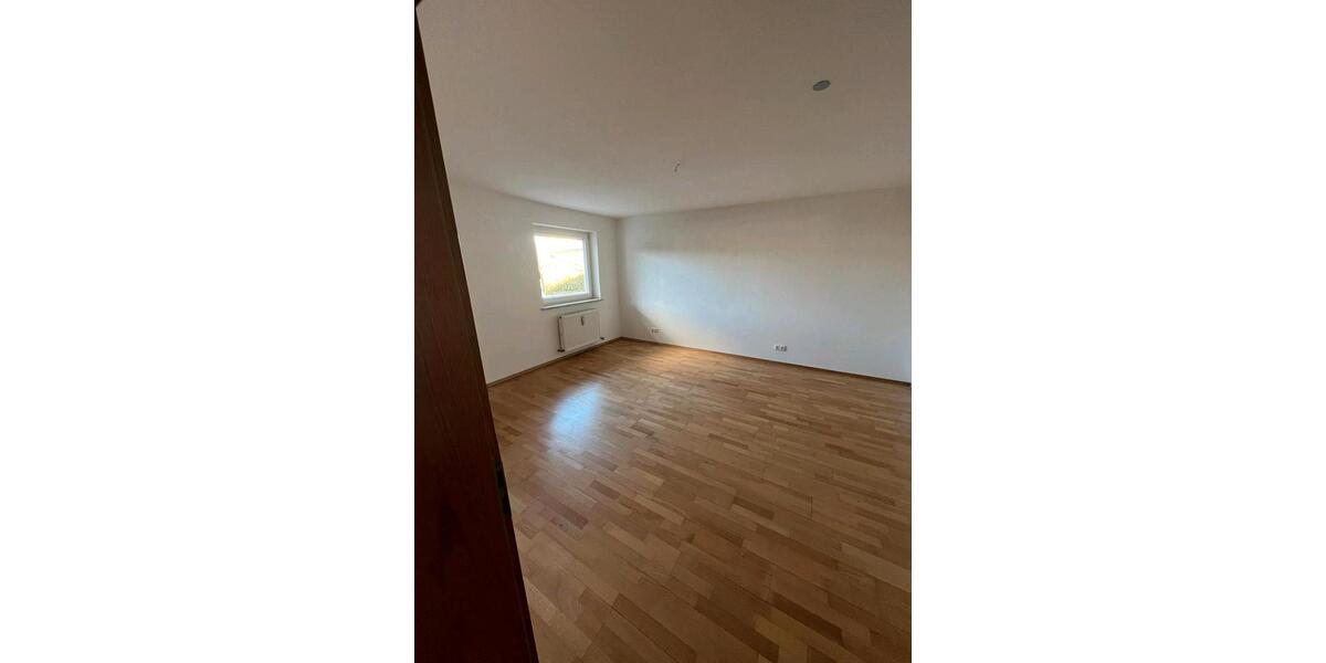 Erdgeschoßwohnung Hutthurm - 3 Zimmer, 105 m&sup2;, 750&euro; | Angebot:25975895