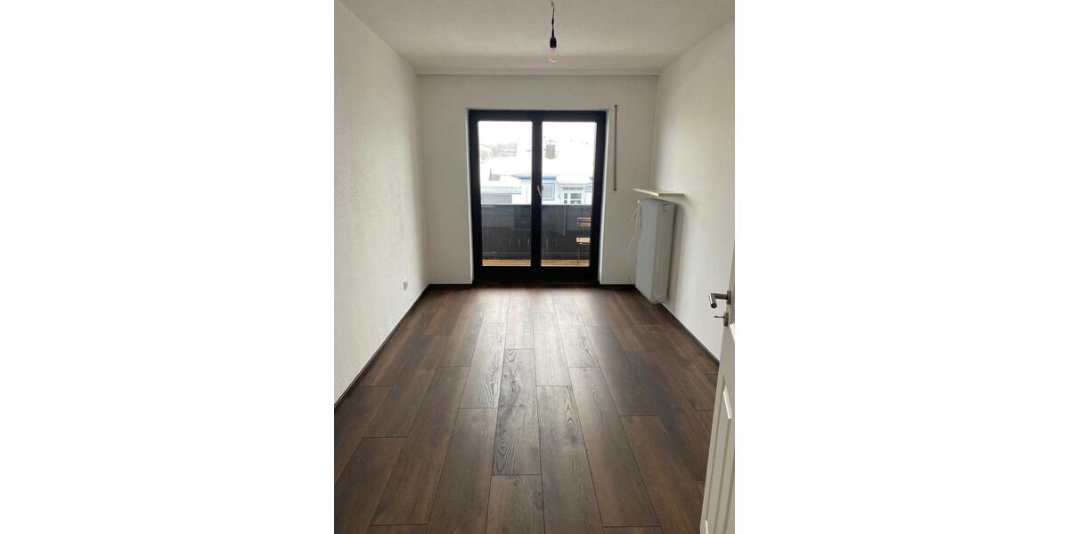 Etagenwohnung Schöllnach - 5 Zimmer, 110 m&sup2;, 798&euro; | Angebot:25049234