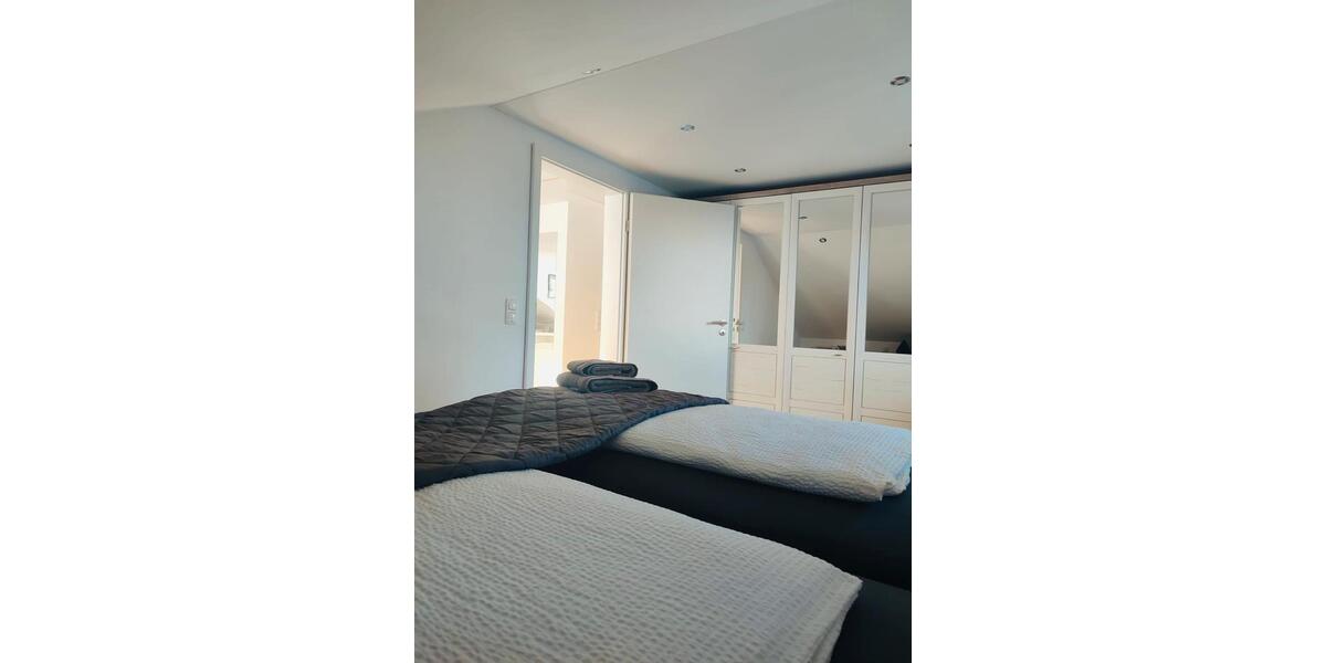 Dachgeschoßwohnung Pocking - 2 Zimmer, 80 m&sup2;, 980&euro; | Angebot:25812660