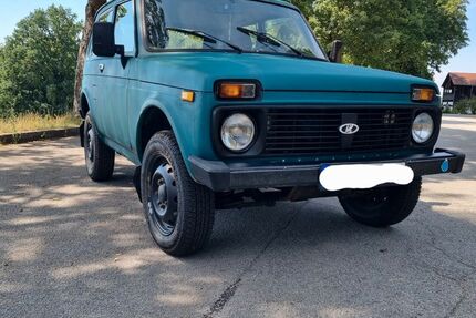 Lada Niva 48.000 km 2.800 &euro; Vilshofen 94474