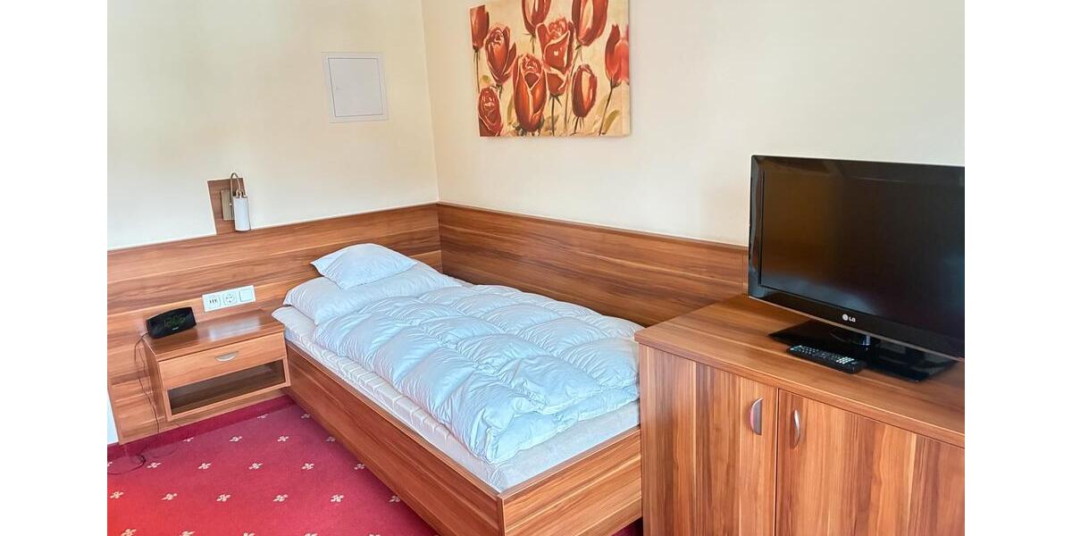 Etagenwohnung Bad Griesbach im Rottal - 1 Zimmer, 24 m&sup2;, 400&euro; | Angebot:24419102