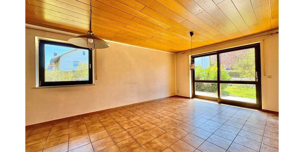 Einfamilienhaus Künzing Forsthart - 6 Zimmer, 173 m&sup2;, 274.000&euro; | Angebot:25701771