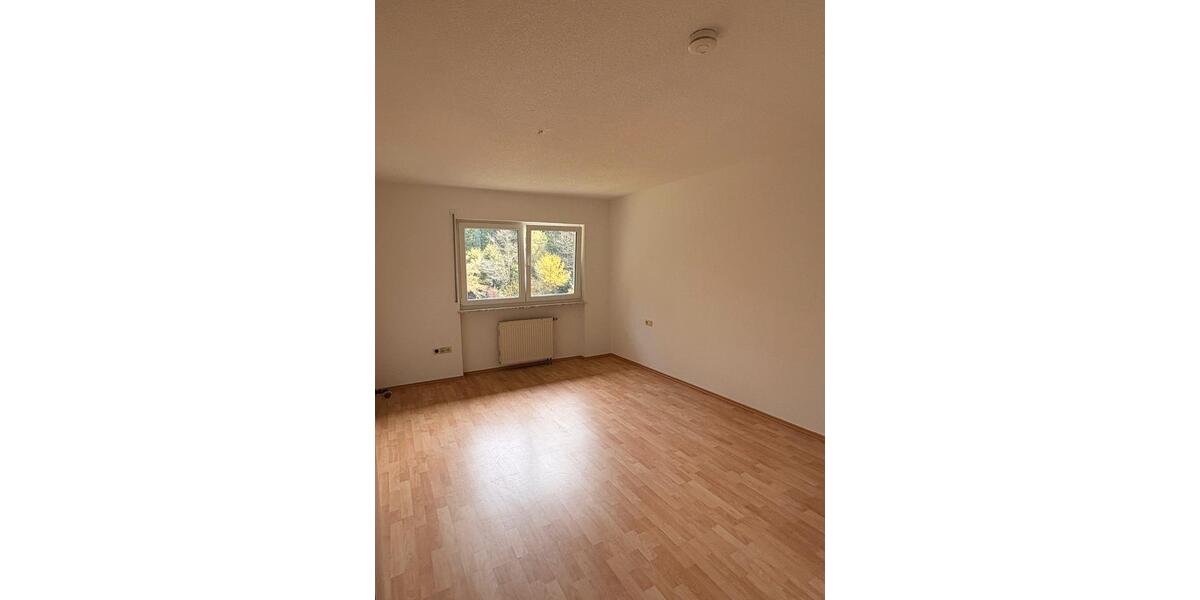 Etagenwohnung Passau Maierhof - 3 Zimmer, 90 m&sup2;, 810&euro; | Angebot:27598469