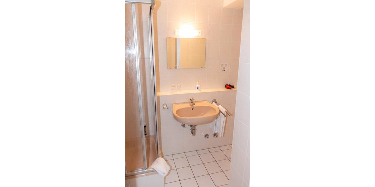 Etagenwohnung Untergriesbach - 2 Zimmer, 45 m&sup2;, 640&euro; | Angebot:26032277