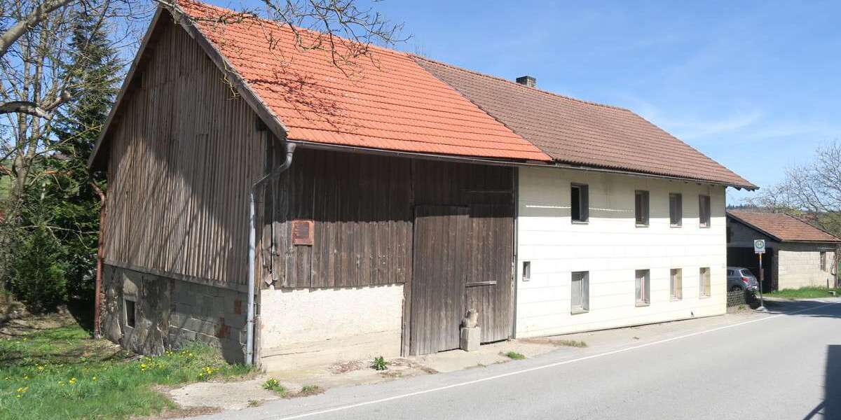 Einfamilienhaus Tiefenbach - 4 Zimmer, 95 m&sup2;, 175.000&euro; | Angebot:18126196