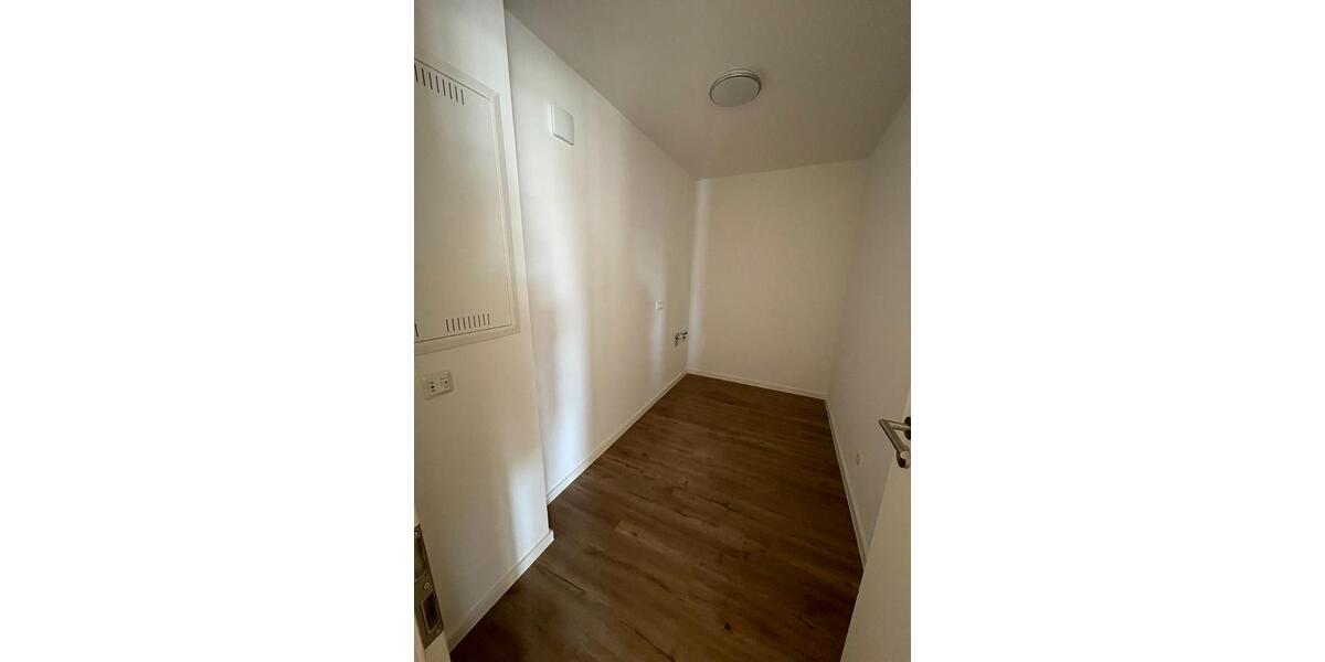 Etagenwohnung Pocking - 3 Zimmer, 102 m&sup2;, 1.090&euro; | Angebot:25445746