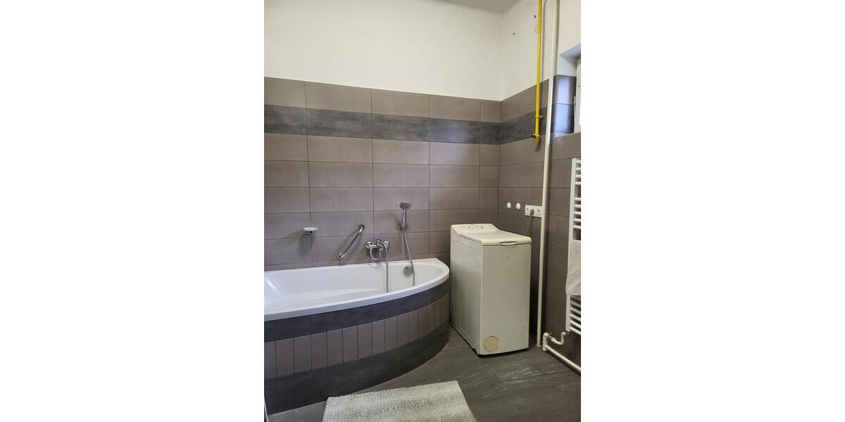 Einfamilienhaus Tettenweis - 6 Zimmer, 173 m&sup2;, 161.000&euro; | Angebot:25960119