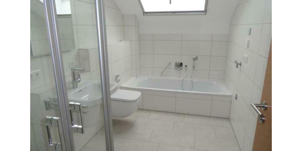 Dachgeschoßwohnung Passau Auerbach - 3 Zimmer, 71 m&sup2;, 850&euro; | Angebot:25550313