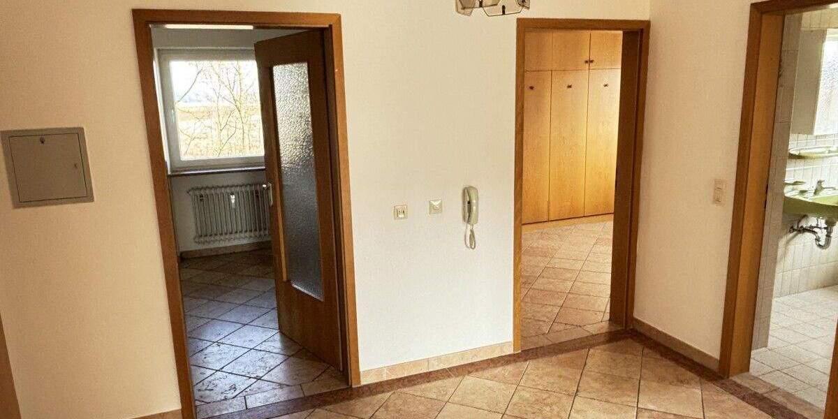 Etagenwohnung Kirchham - 3 Zimmer, 74 m&sup2;, 197.000&euro; | Angebot:25661378